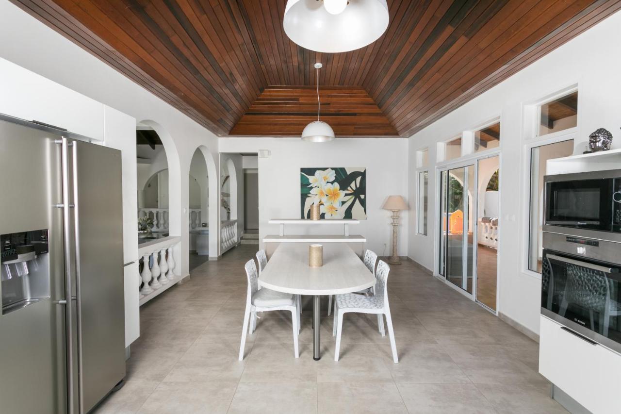 Orient Bay Villa Rentals St Martin 外观 照片